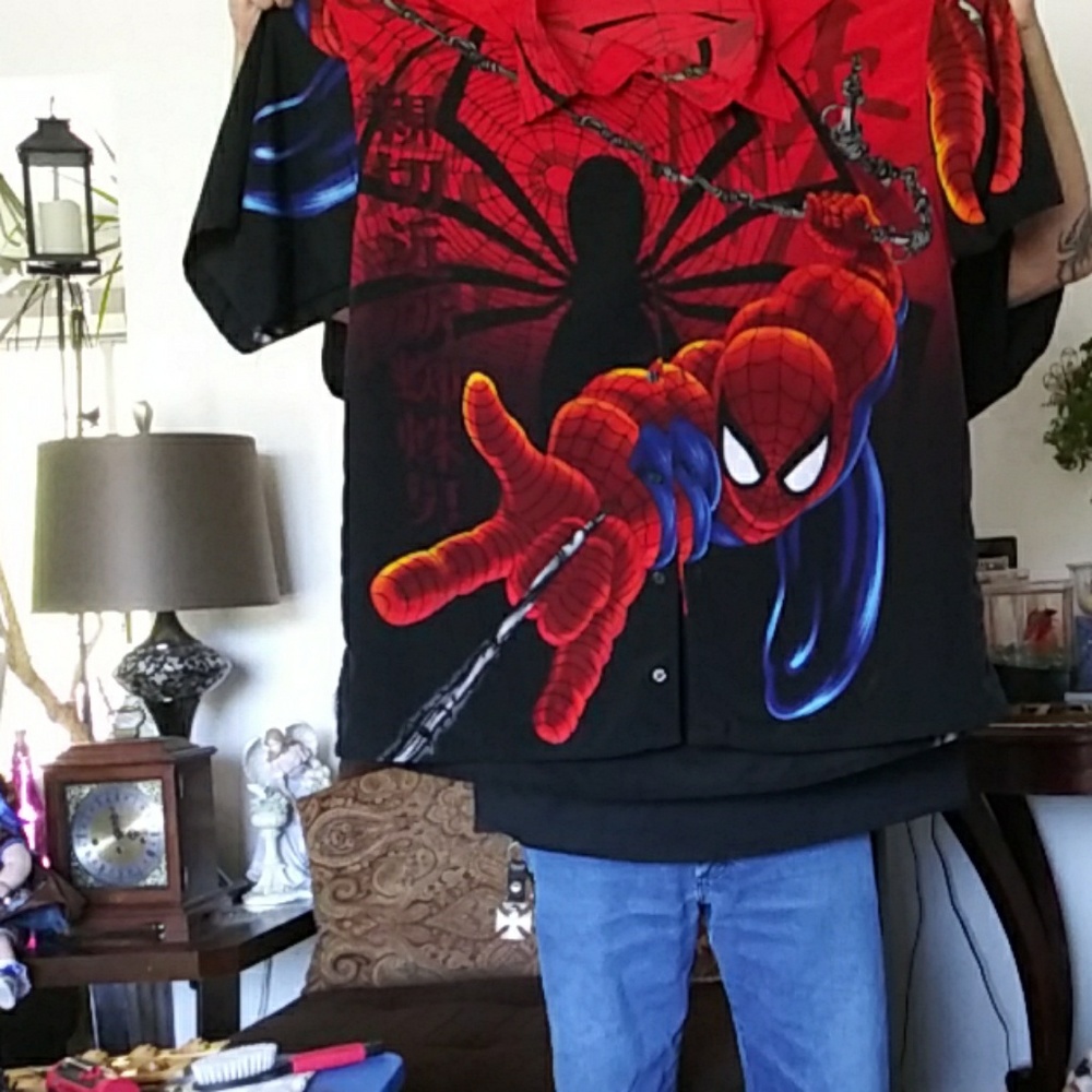 Spiderman casual button